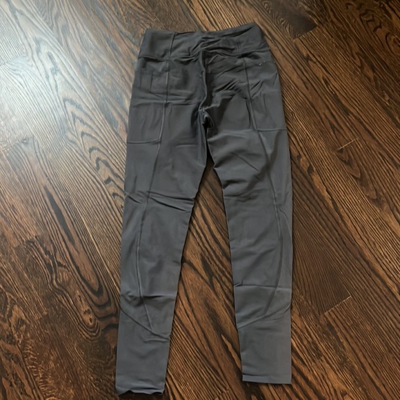 Victoria SPORT leggings - Picture 2 of 3